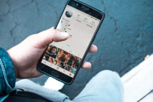 Aplicación de portada de artículos para crear Historias de Instagram